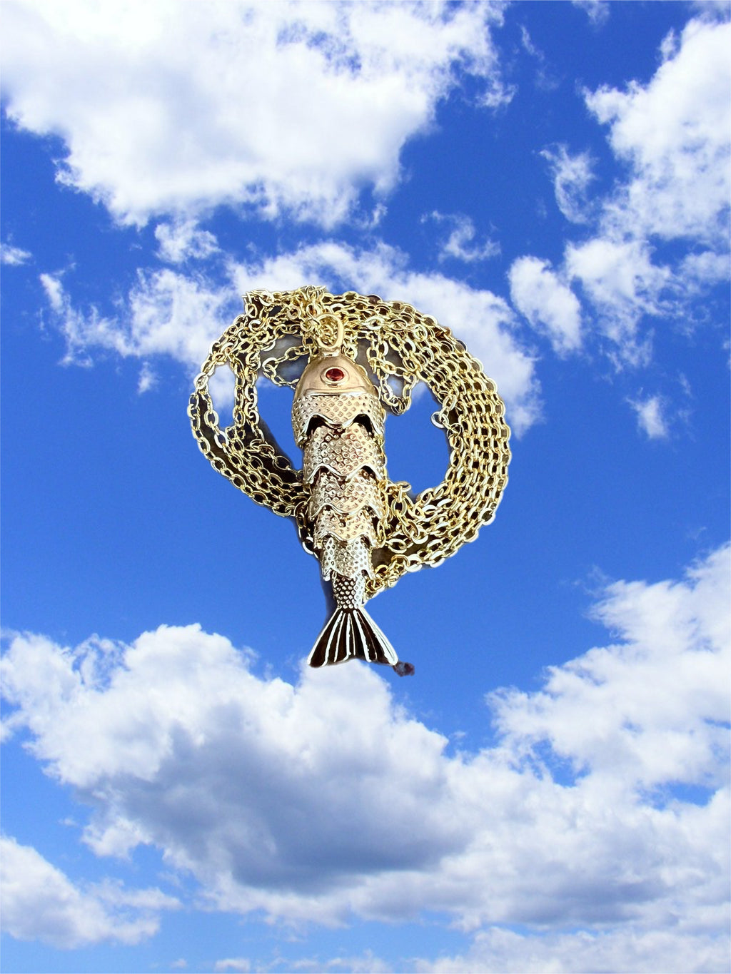 Little fish necklace