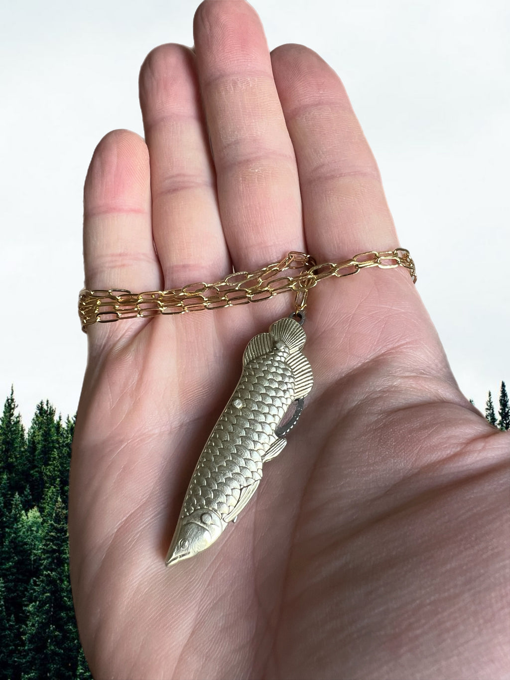 Fish knife necklace